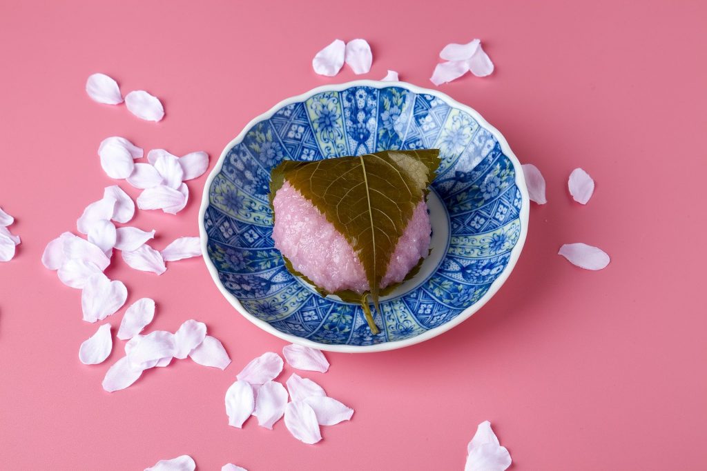 Sakuramochi is number 4 in 10 Japanese desserts you must try